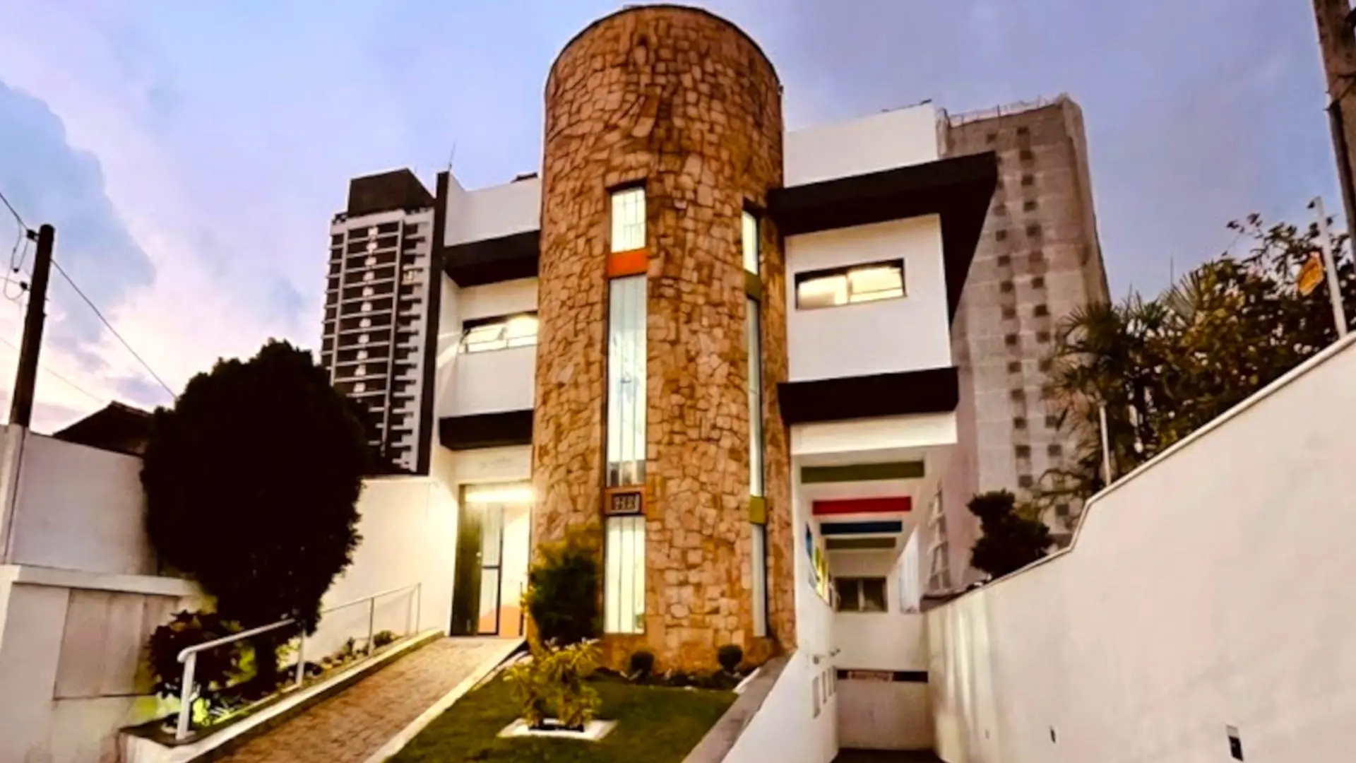 Fachada NAP Edelweiss Centro de Reabilitação na Vila Matilde Zona Leste